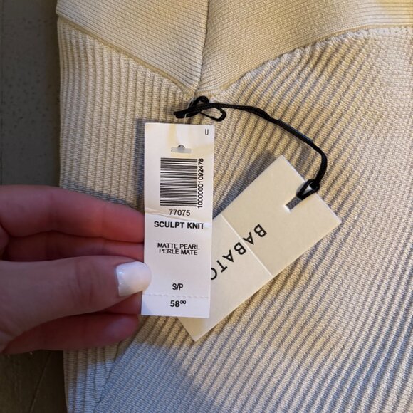 Aritzia Babaton Sculpt Knit Criss Cross Cropped Tank - Picture 5 of 6